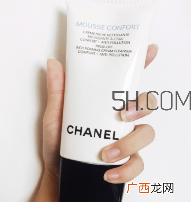 香奈儿山茶花洗面奶怎么样_粉色和蓝色