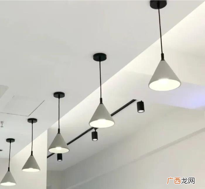 如何发现丈夫出轨的 怎么发现老公外面做过