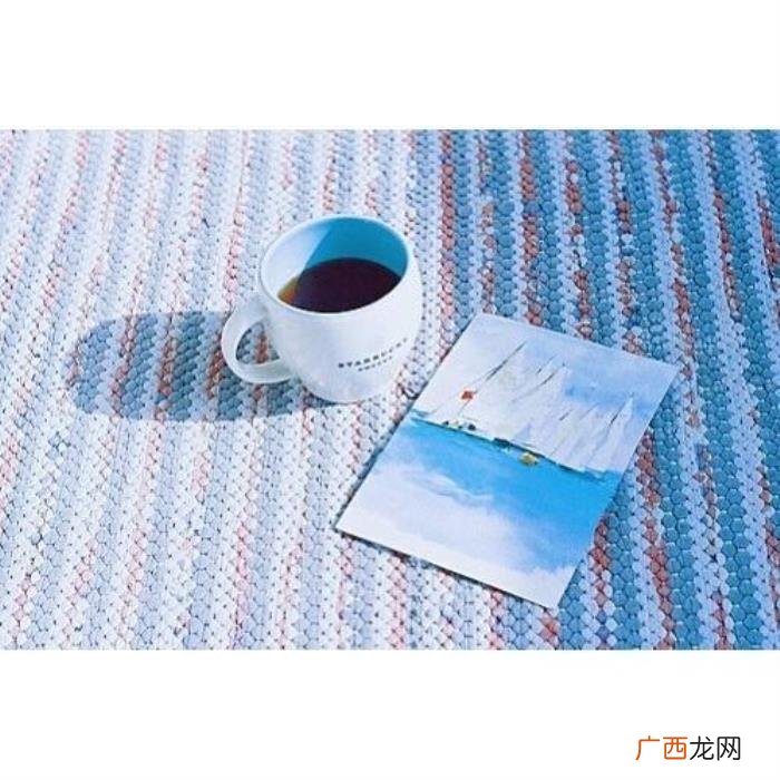 网易云音乐很火的18句热评 网易云热评句子简短