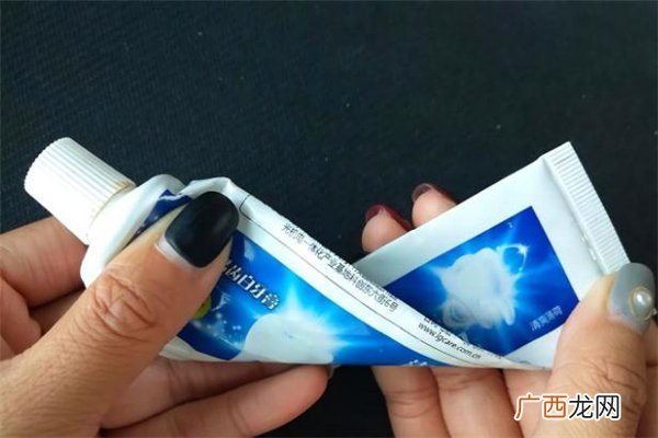 牙膏皮属于什么垃圾用完的牙膏皮可回收吗