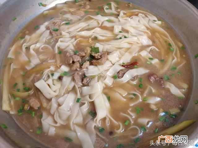家常面条的做法大全，面条这样做怎么吃都不腻