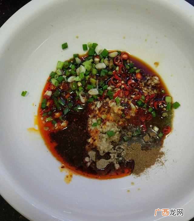 适合家庭做酸辣粉的窍门！ 酸辣粉的做法