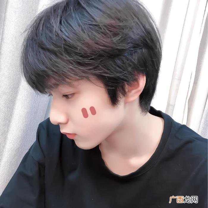 最新可爱小孩男生头像，敲可爱的小男生
