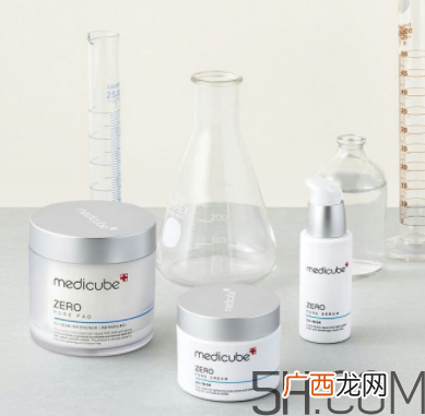 medicube洁柔收缩毛孔精华怎么样_好用吗