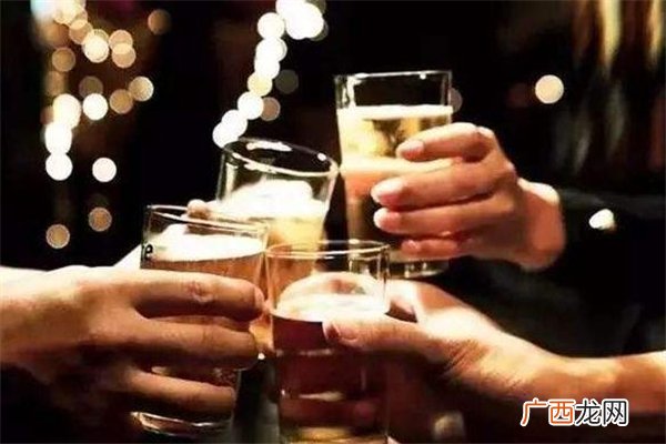 喝酒后关节疼什么原因喝酒后关节疼痛怎么办