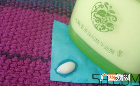 百雀羚水嫩柔滑夜间精华面膜怎么样_好用吗