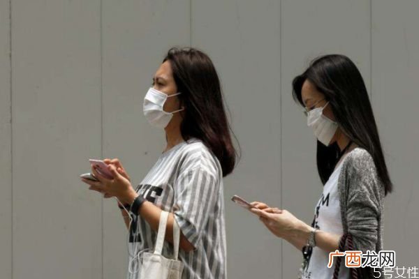 一次性口罩可以戴两三个吗口罩戴多了有好处吗