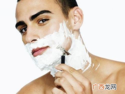 胡子为什么越刮越硬刮胡子前要做什么