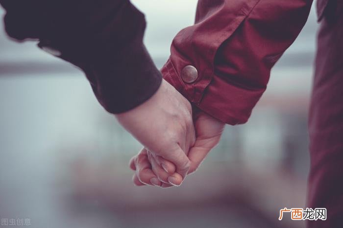 把老公心伤透了他坚持离婚，老公坚持离婚怎样挽回老公