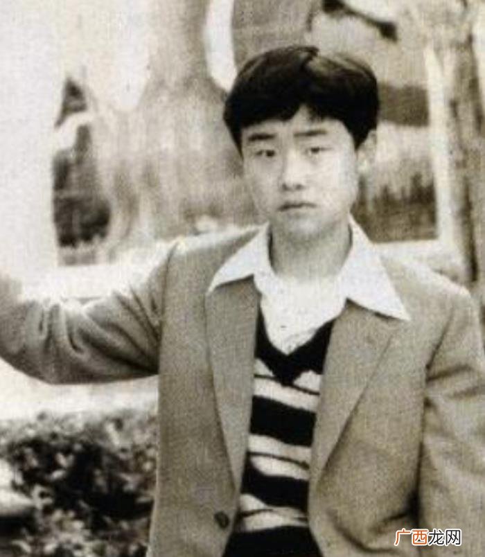 周立波脱口秀上海话，54岁的周立波从脱口秀一哥到人人喊打