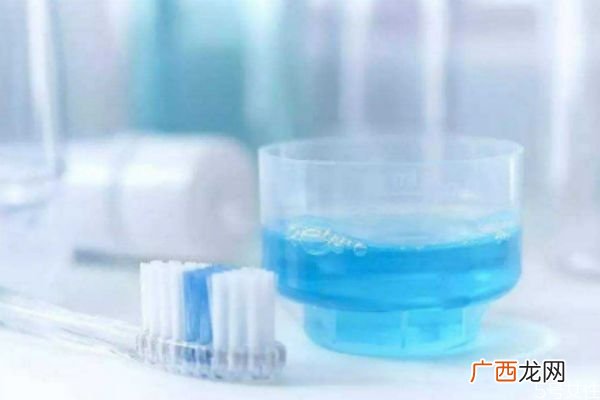 漱口水能够代替刷牙吗漱口水还用刷牙吗