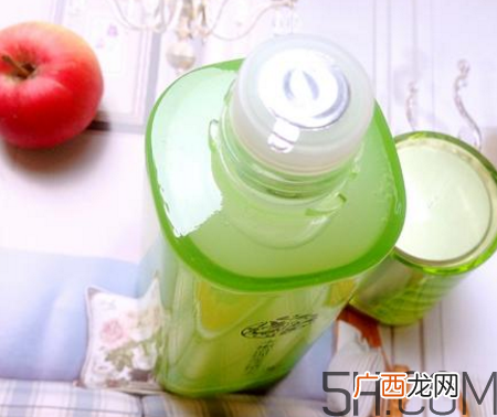 百雀羚水嫩倍现盈透精华水怎么样?好用吗?