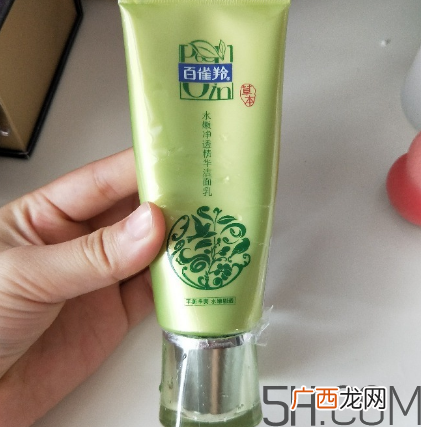 百雀羚水嫩净透精华洁面乳怎么样_好用吗