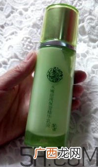 百雀羚水嫩倍现保湿精华乳液多少钱_价格