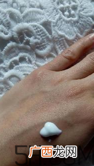 百雀羚水嫩倍现保湿精华乳液多少钱_价格