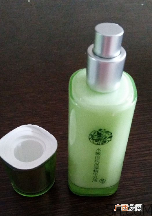 百雀羚水嫩倍现保湿精华乳液怎么样_好用吗