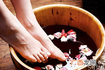 脚痒怎么办脚痒怎么判断是不是脚气