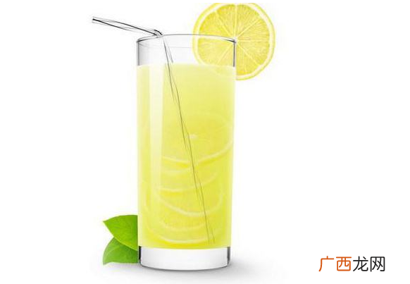 喝柠檬水治口臭吗柠檬水怎么喝去口臭