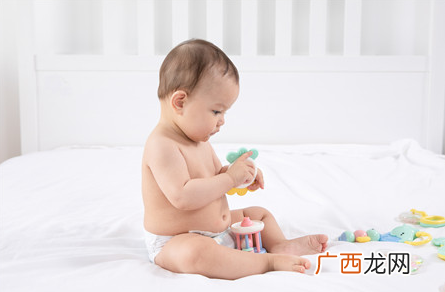 宝宝异物卡喉会发烧吗幼儿异物卡喉的急救方法