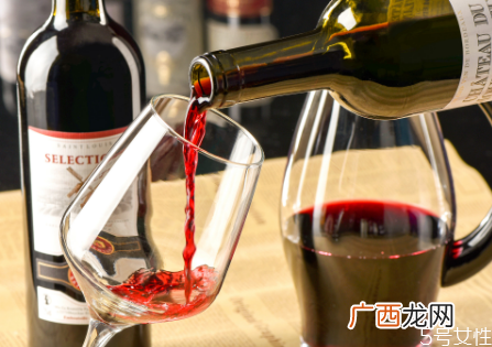 红酒杯怎么选选多大如何挑选一个好的红酒杯