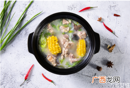 砂锅熬粥怎样不会溢出来砂锅第一次使用应该怎么处理