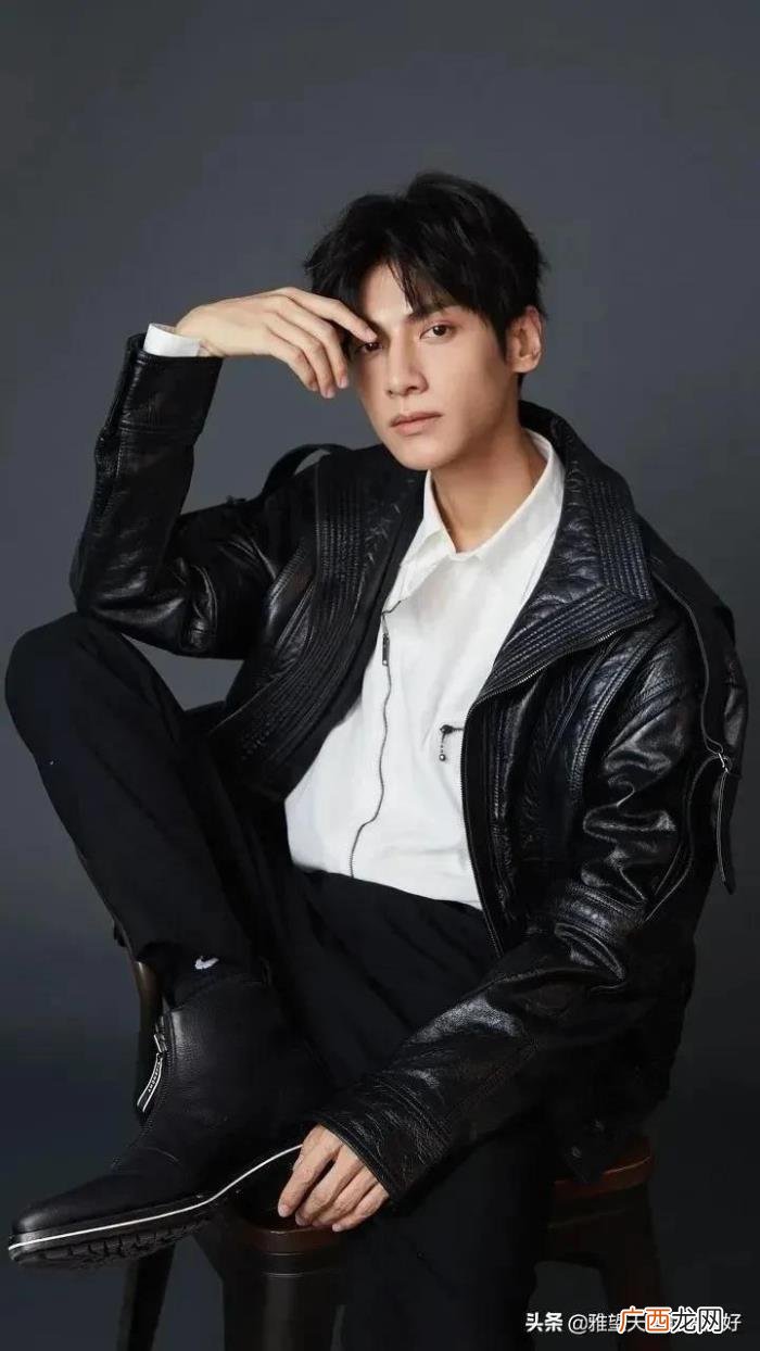 男明星穿搭图片，又一大波男明星皮衣穿搭合集来喽