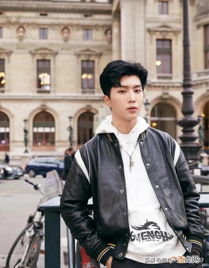男明星穿搭图片，又一大波男明星皮衣穿搭合集来喽