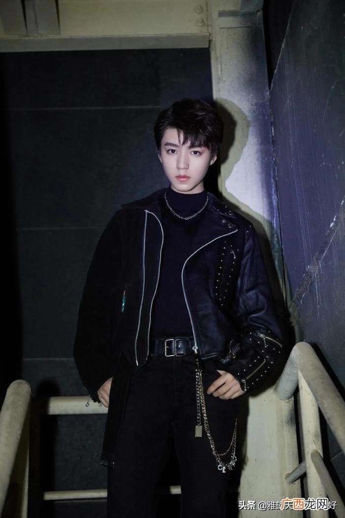 男明星穿搭图片，又一大波男明星皮衣穿搭合集来喽