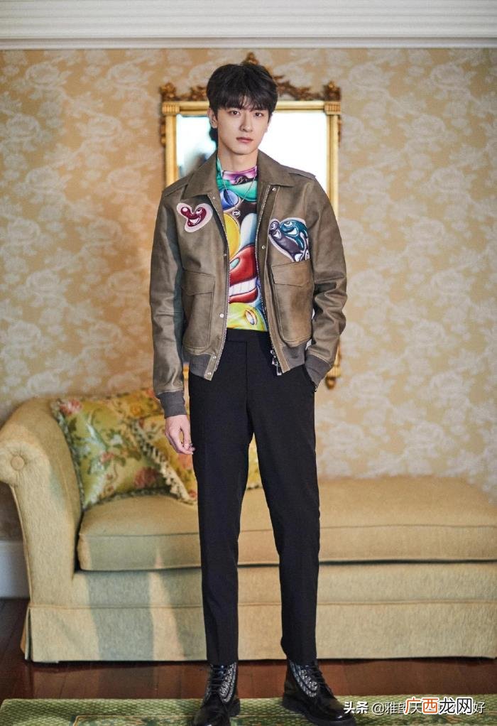 男明星穿搭图片，又一大波男明星皮衣穿搭合集来喽