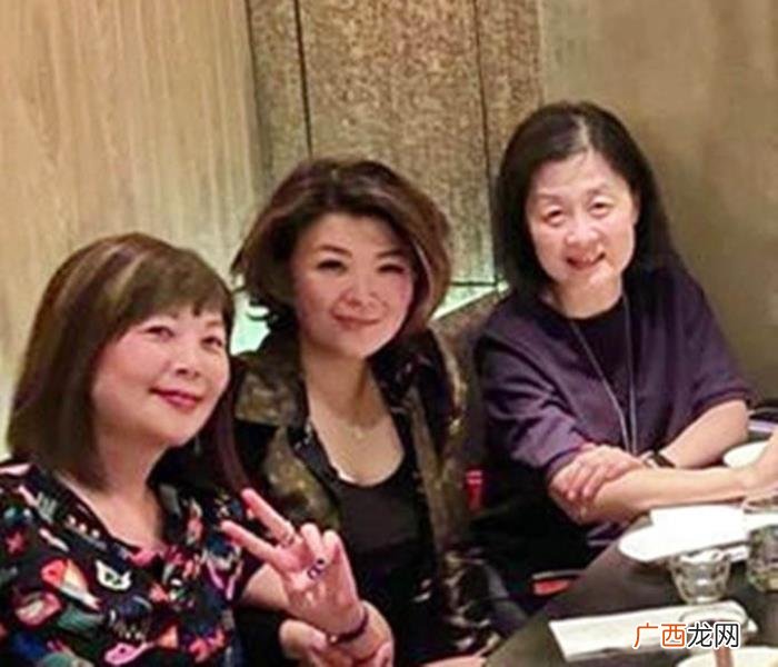 欧阳震华的妻子，欧阳震华妻子组阔太饭局