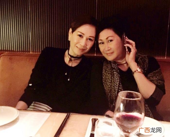 欧阳震华的妻子，欧阳震华妻子组阔太饭局