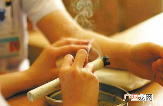 每天都艾灸子宫好吗艾灸子宫多久做一次