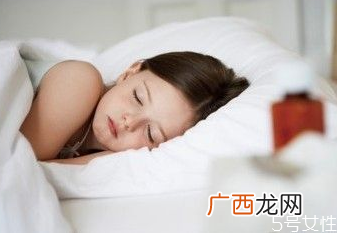 戴口罩睡觉可以防止打呼噜吗戴口罩睡觉会有什么危害