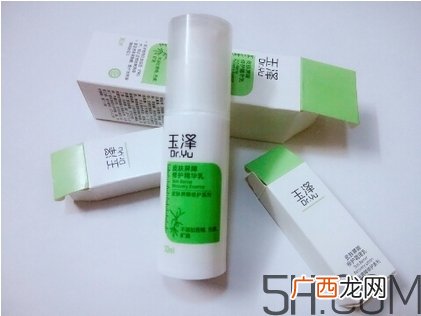 精华乳和精华液的区别_精华乳和精华液哪个好