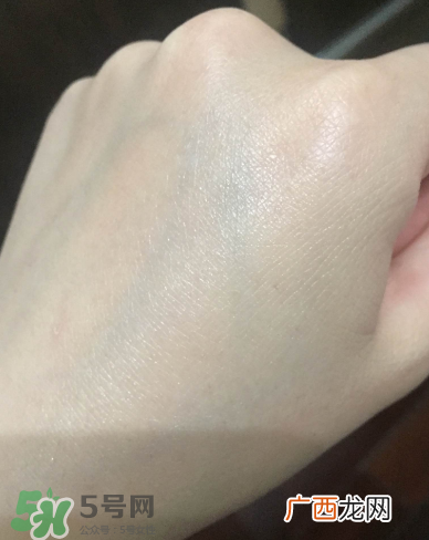 韩束墨菊特润咕噜水多少钱_专柜价格