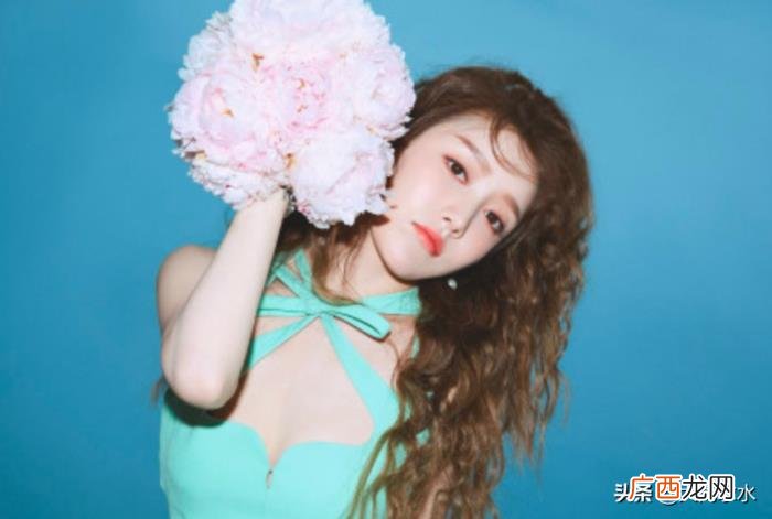姜贞羽身材,姜贞羽绿色紧身绑带裙大秀美好身材