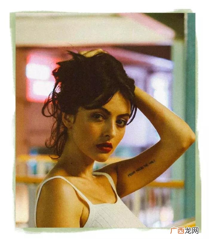 周杰伦短发，周杰伦新歌MV女主短发也太美了啊