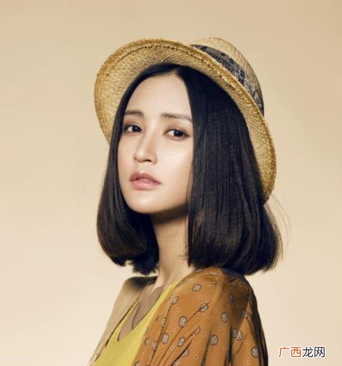 陈晓江疏影，而现身机场的江疏影也是有点像陈晓