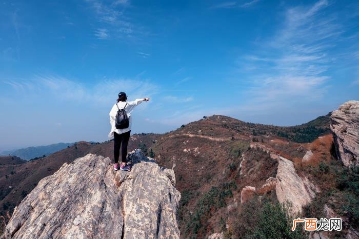 越是不说话的人越厉害，越内向、越不爱说话的人