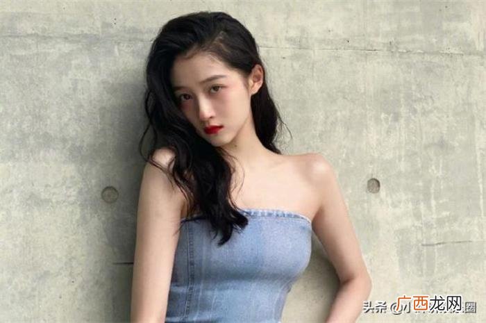 关晓彤怎么看上鹿晗的，鹿晗是如何一步一步拿下关晓彤的