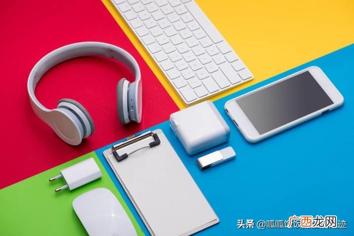 哄女朋友睡觉的小故事，365个哄女朋友的睡前故事