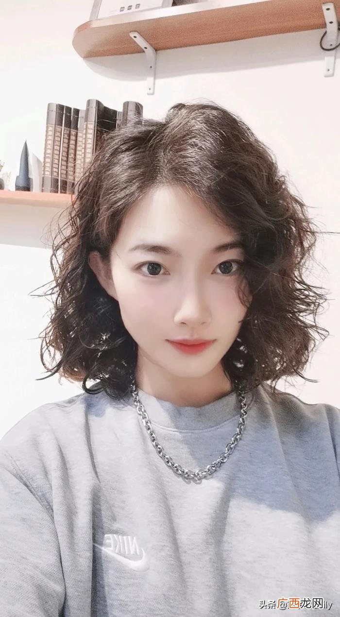 剪中短发什么发型好看，短发怎么剪好看