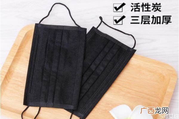 黑色口罩好还是蓝色口罩好黑色口罩是医用外科口罩吗