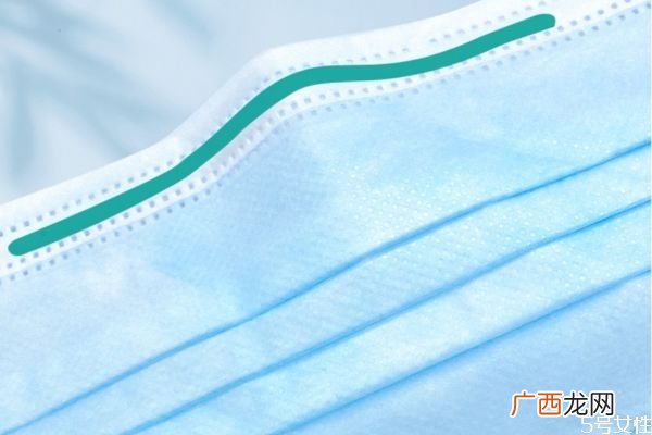 口罩戴反了能换过来吗口罩戴反了会不会被传染