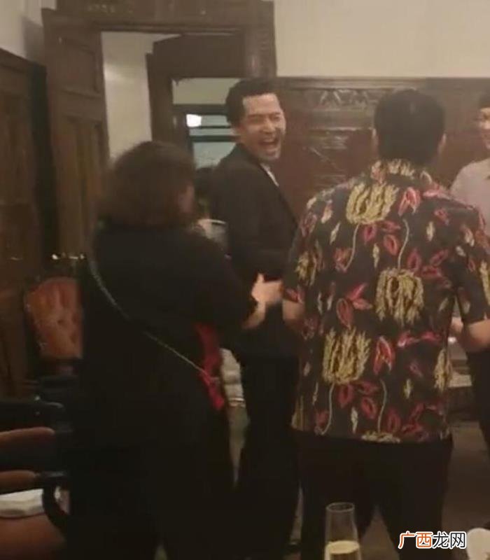桂纶镁吸胡歌，胡歌廖凡桂纶镁私下聚会