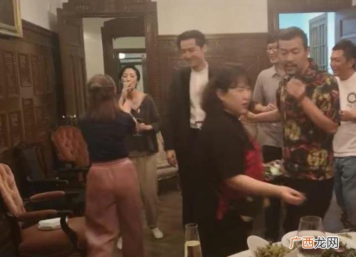 桂纶镁吸胡歌，胡歌廖凡桂纶镁私下聚会