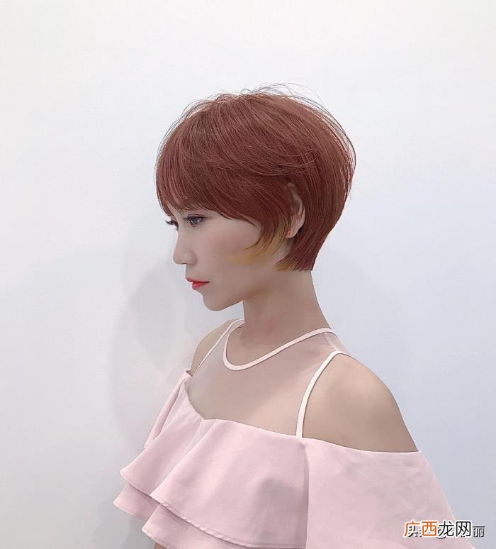 小狼尾发型，李宇春新狼尾短发解锁当下流行发型
