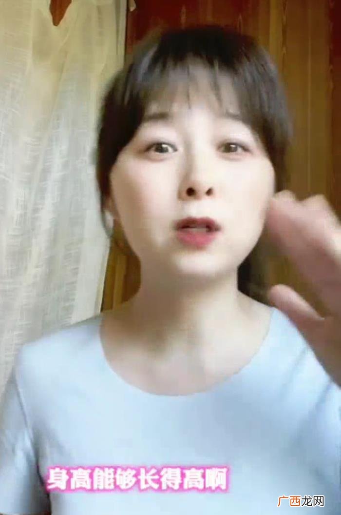 周瑾主持人，主持人周瑾分享自己42岁高龄生子的经验
