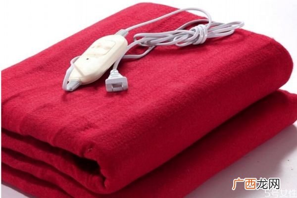 电热毯可以折叠使用吗天冷睡电热毯注意什么