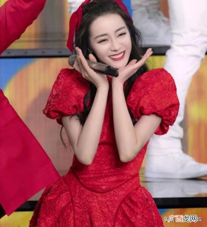 迪丽热巴生日图片头像，迪丽热巴生日获杨幂叠词祝福